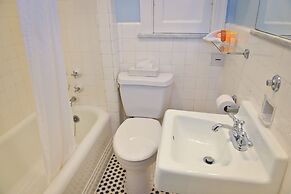 Penn Wells Historic Hotel