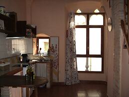 La Casa Mora
