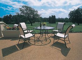 Kilworth House hotel & Theatre