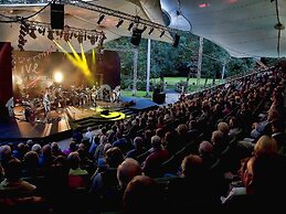 Kilworth House hotel & Theatre