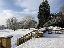 Kilworth House hotel & Theatre