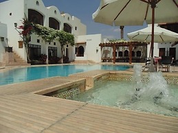 Six Corners Resort