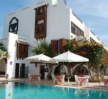 Six Corners Resort