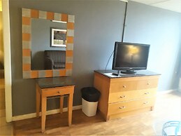 Madison Inn and Suites