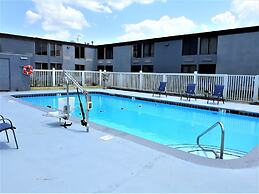 Madison Inn and Suites