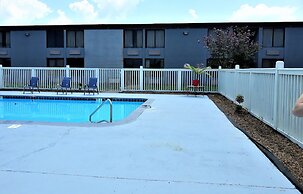 Madison Inn and Suites