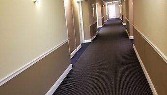 Madison Inn and Suites