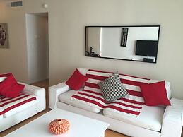 Hollywood Beach Side Apartments