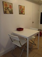 Hollywood Beach Side Apartments