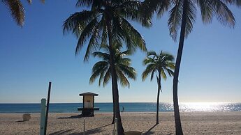 Hollywood Beach Side Apartments