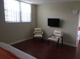 Hollywood Beach Side Apartments