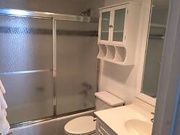 Hollywood Beach Side Apartments