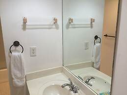 Beach Apartments Hollywood