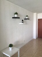 Beach Apartments Hollywood