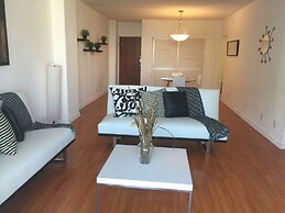 Beach Apartments Hollywood