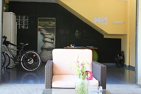 Alojamientos Acá y Allá - Hostel