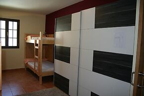Alojamientos Acá y Allá - Hostel