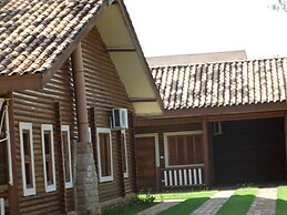 Casa Vila Pinhal Broa