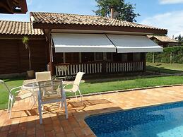 Casa Vila Pinhal Broa