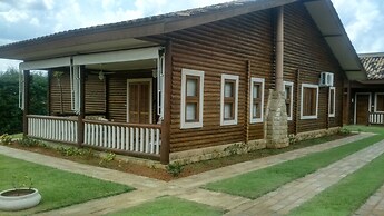 Casa Vila Pinhal Broa