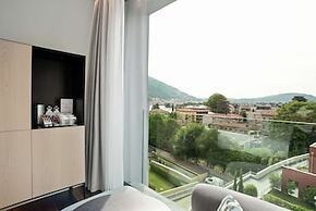 Hilton Lake Como