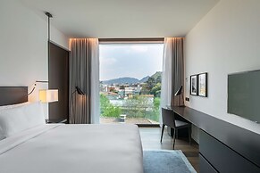 Hilton Lake Como