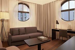 Hilton Lake Como