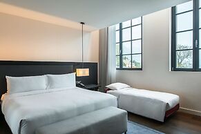 Hilton Lake Como