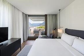 Hilton Lake Como