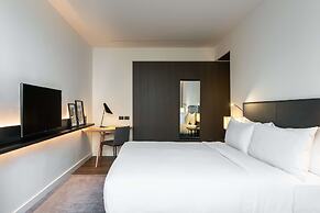 Hilton Lake Como