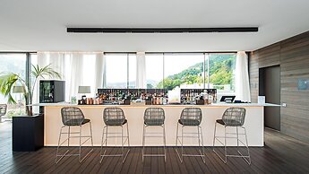 Hilton Lake Como