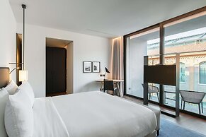 Hilton Lake Como