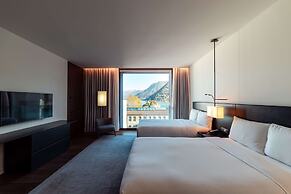Hilton Lake Como