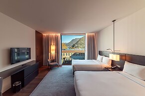 Hilton Lake Como