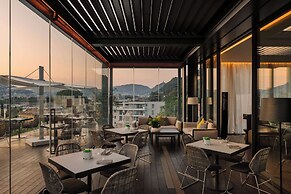 Hilton Lake Como