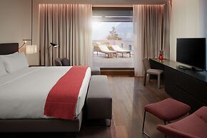 Hilton Lake Como