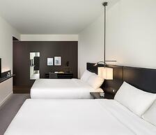 Hilton Lake Como