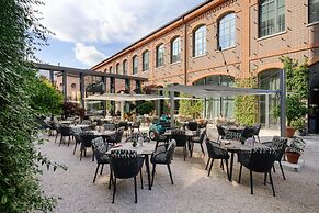 Hilton Lake Como