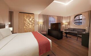 Hilton Lake Como