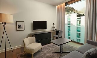 Hilton Lake Como