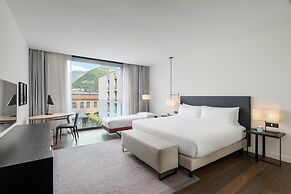 Hilton Lake Como