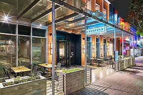 Aloft Austin Downtown