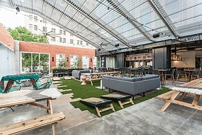 Aloft Austin Downtown
