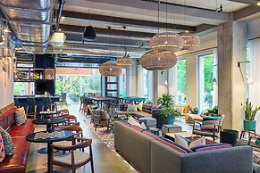 Aloft Austin Downtown