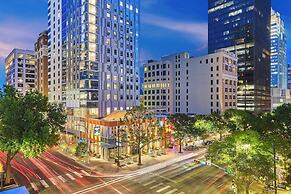 Aloft Austin Downtown