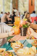 Aloft Austin Downtown