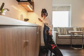 Element Austin Downtown