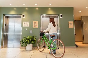 Element Austin Downtown