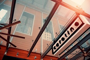 Element Austin Downtown