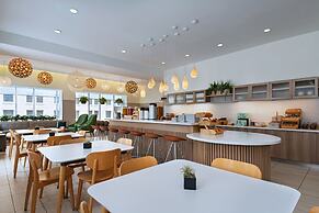 Element Austin Downtown